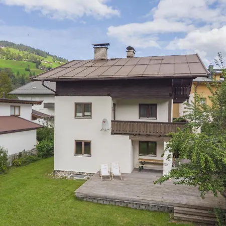 Chalet Berg Und Bach Kirchberg en Tyrol