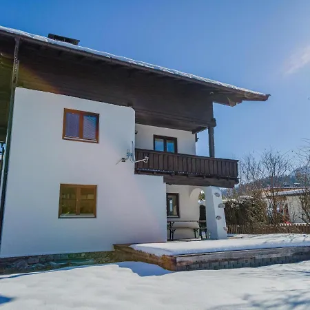 Berg Und Bach Chalet Kirchberg en Tyrol